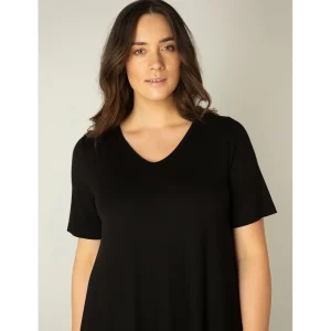 Kleed Base Level Curvy zwart Abernathy 7000027