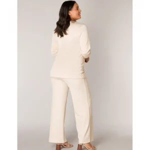 Pull Base Level Curvy licht beige Anine 7000024